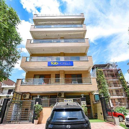 Fabhotel Indian I Гургаон Екстериор снимка