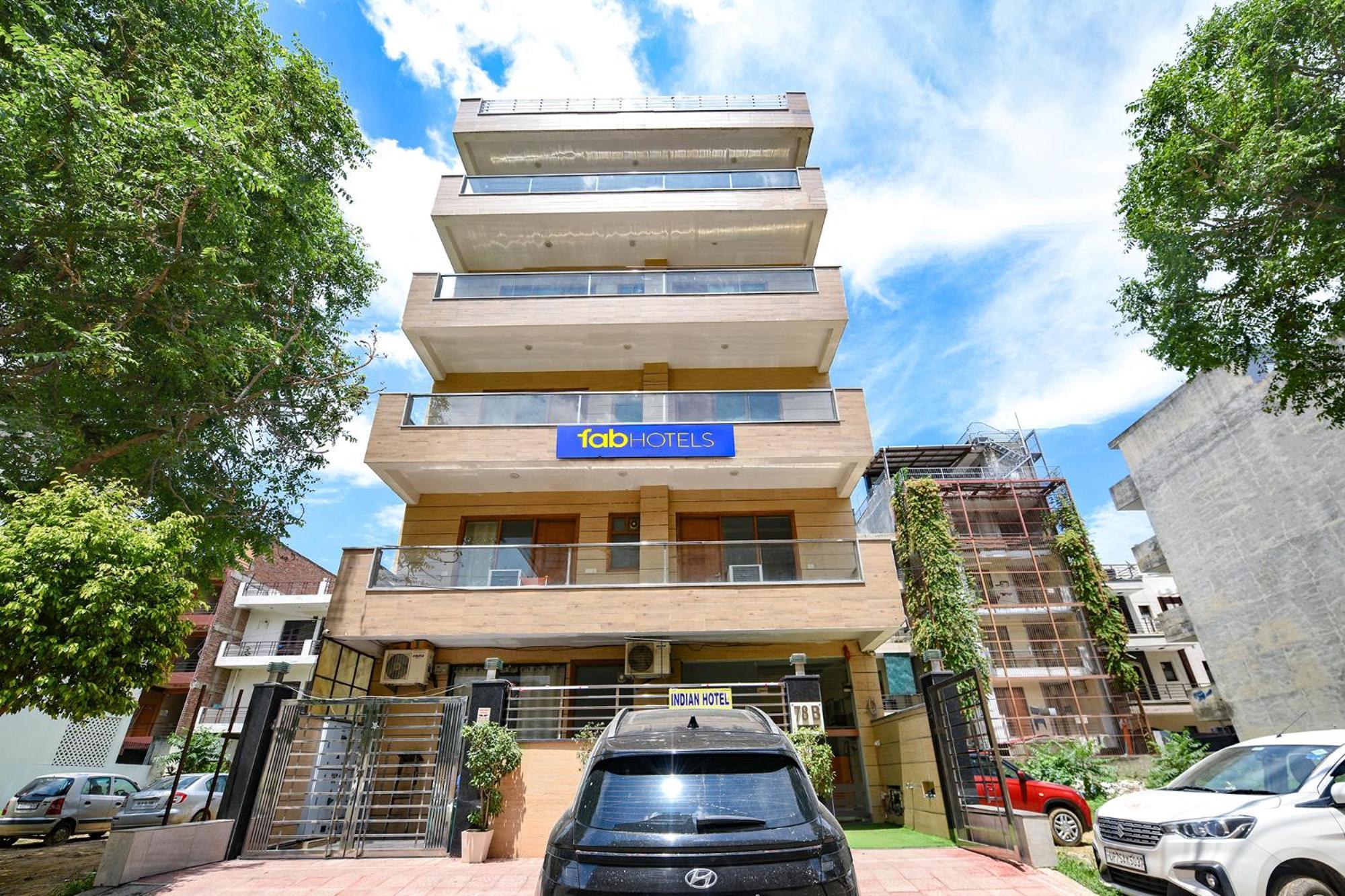 Fabhotel Indian I Гургаон Екстериор снимка