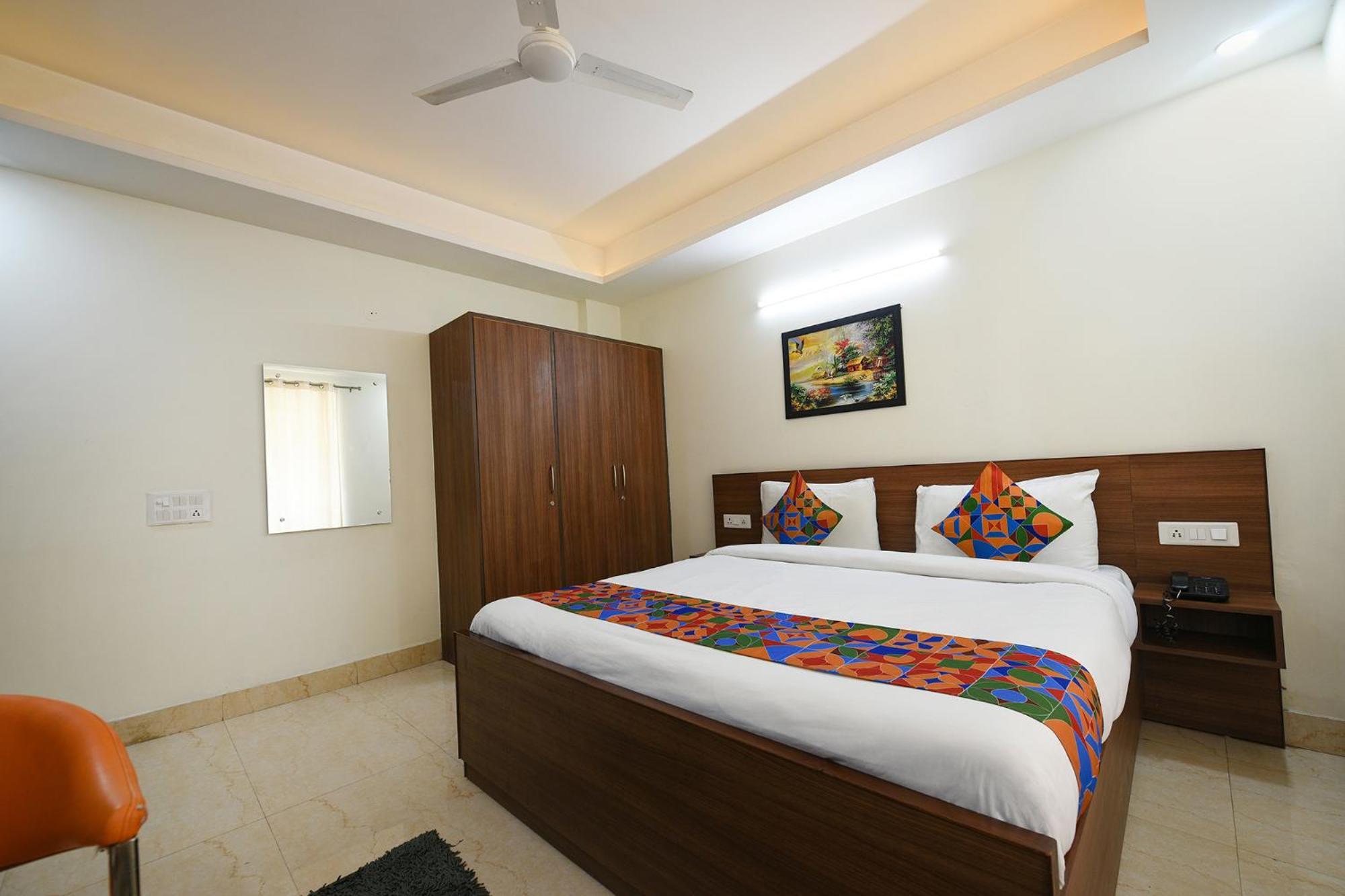 Fabhotel Indian I Гургаон Екстериор снимка