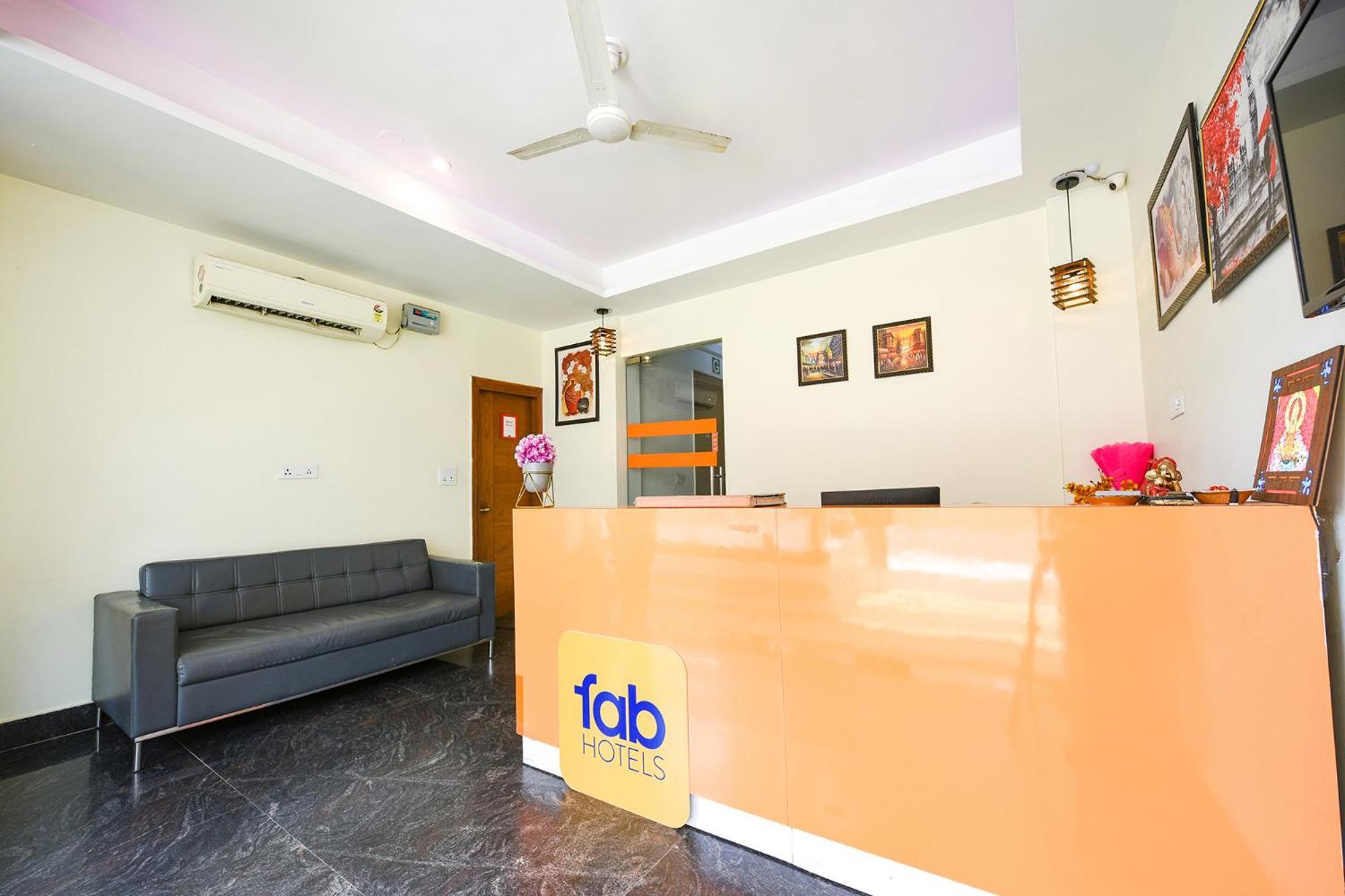 Fabhotel Indian I Гургаон Екстериор снимка
